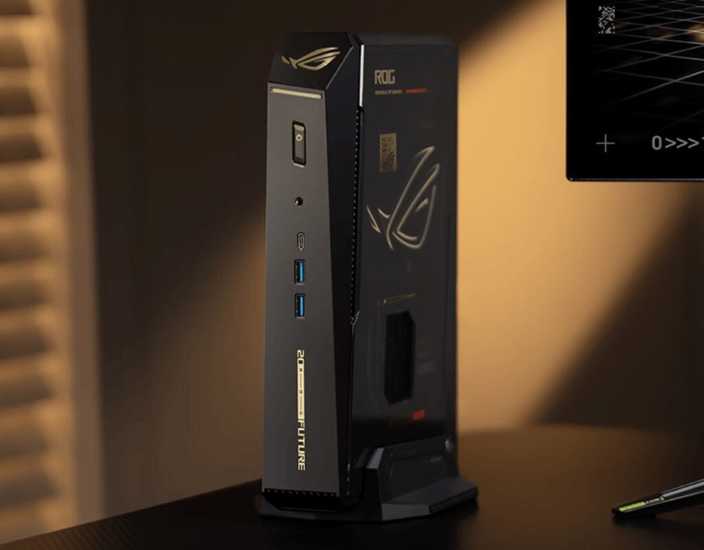 ASUS_ROG_NUC_20th_Anniversary_Edition_17960 Наука и технологии | В КНР выпустили компактный ПК ASUS ROG NUC 20th Anniversary Edition